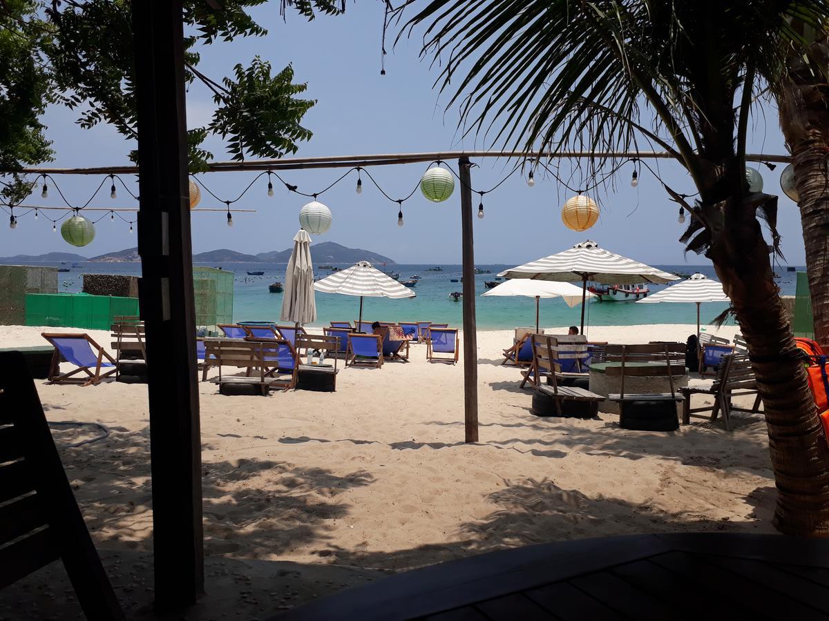 Dao Hoa Vang Villa Cam Ranh Bagian luar foto