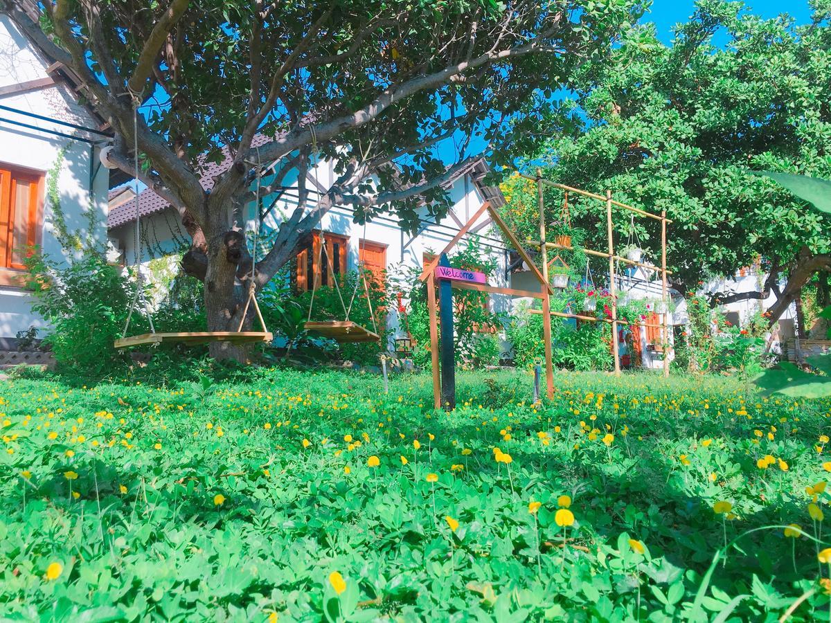 Dao Hoa Vang Villa Cam Ranh Bagian luar foto