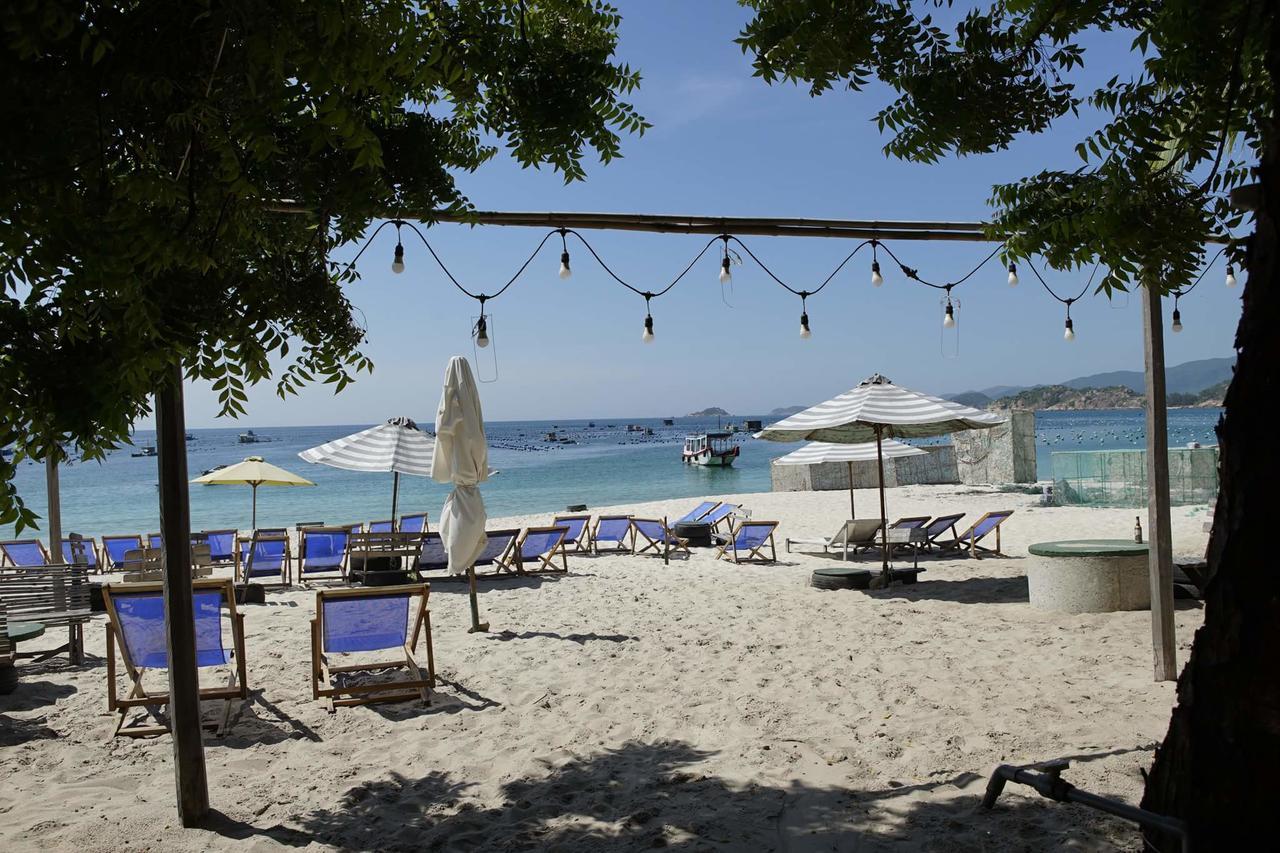 Dao Hoa Vang Villa Cam Ranh Bagian luar foto