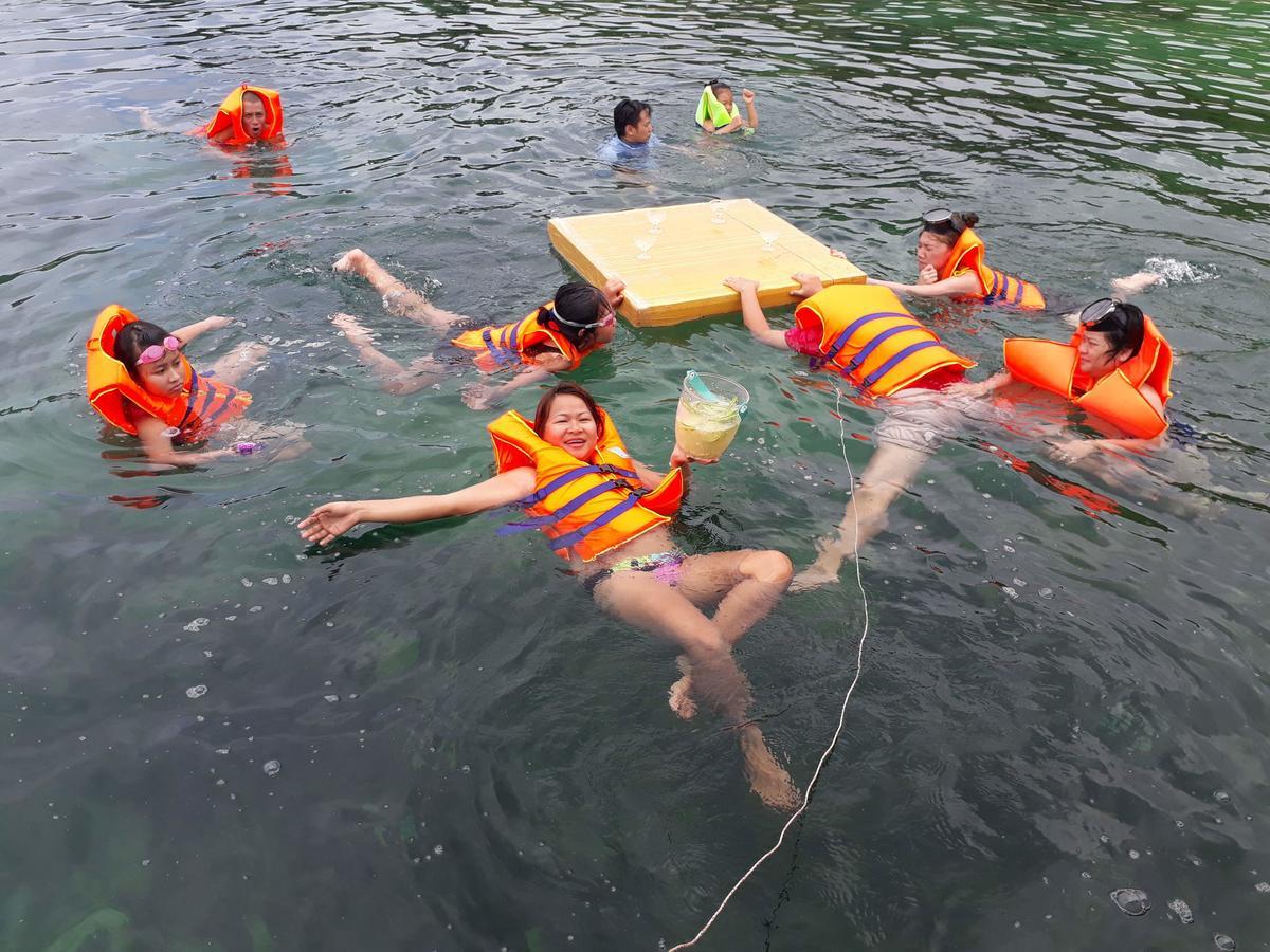 Dao Hoa Vang Villa Cam Ranh Bagian luar foto