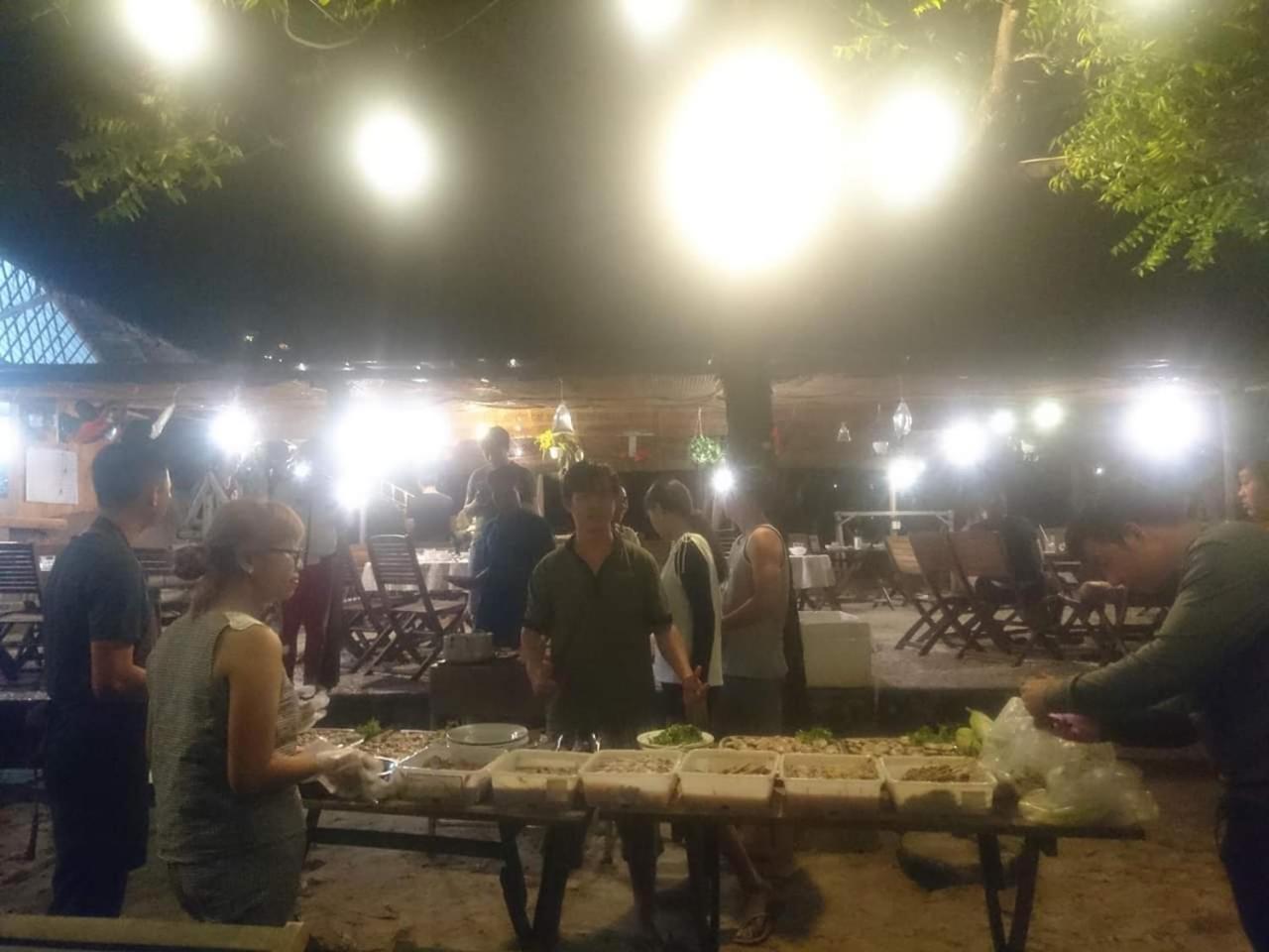 Dao Hoa Vang Villa Cam Ranh Bagian luar foto