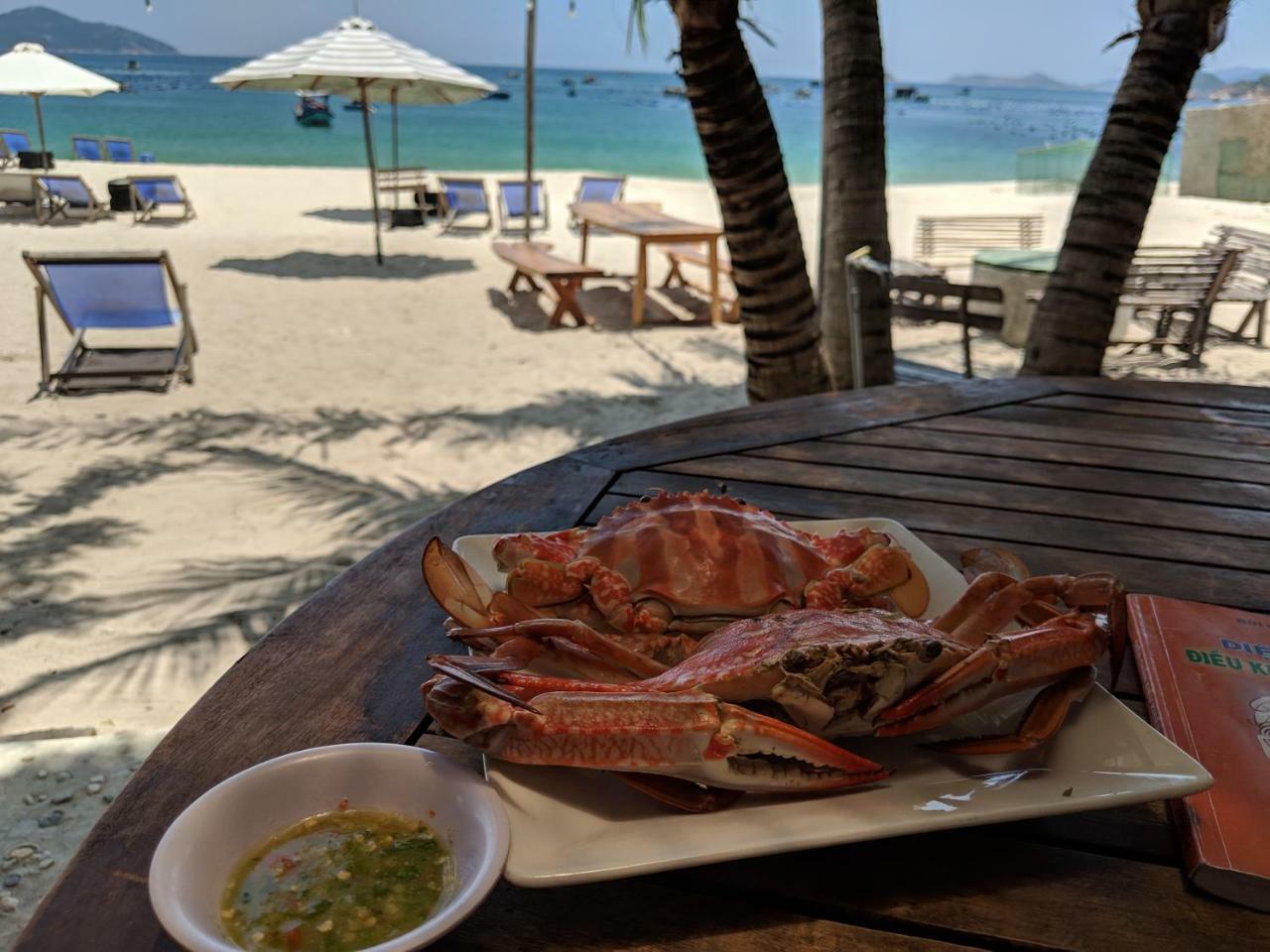Dao Hoa Vang Villa Cam Ranh Bagian luar foto