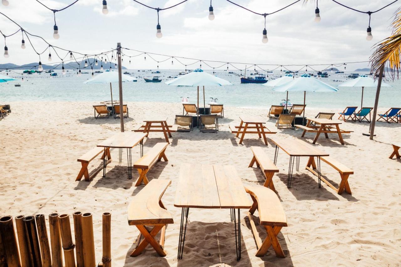 Dao Hoa Vang Villa Cam Ranh Bagian luar foto