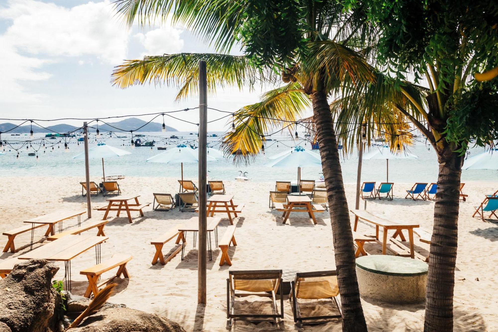 Dao Hoa Vang Villa Cam Ranh Bagian luar foto