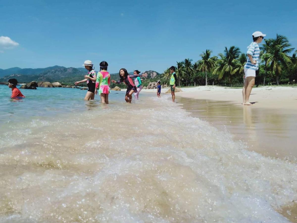 Dao Hoa Vang Villa Cam Ranh Bagian luar foto
