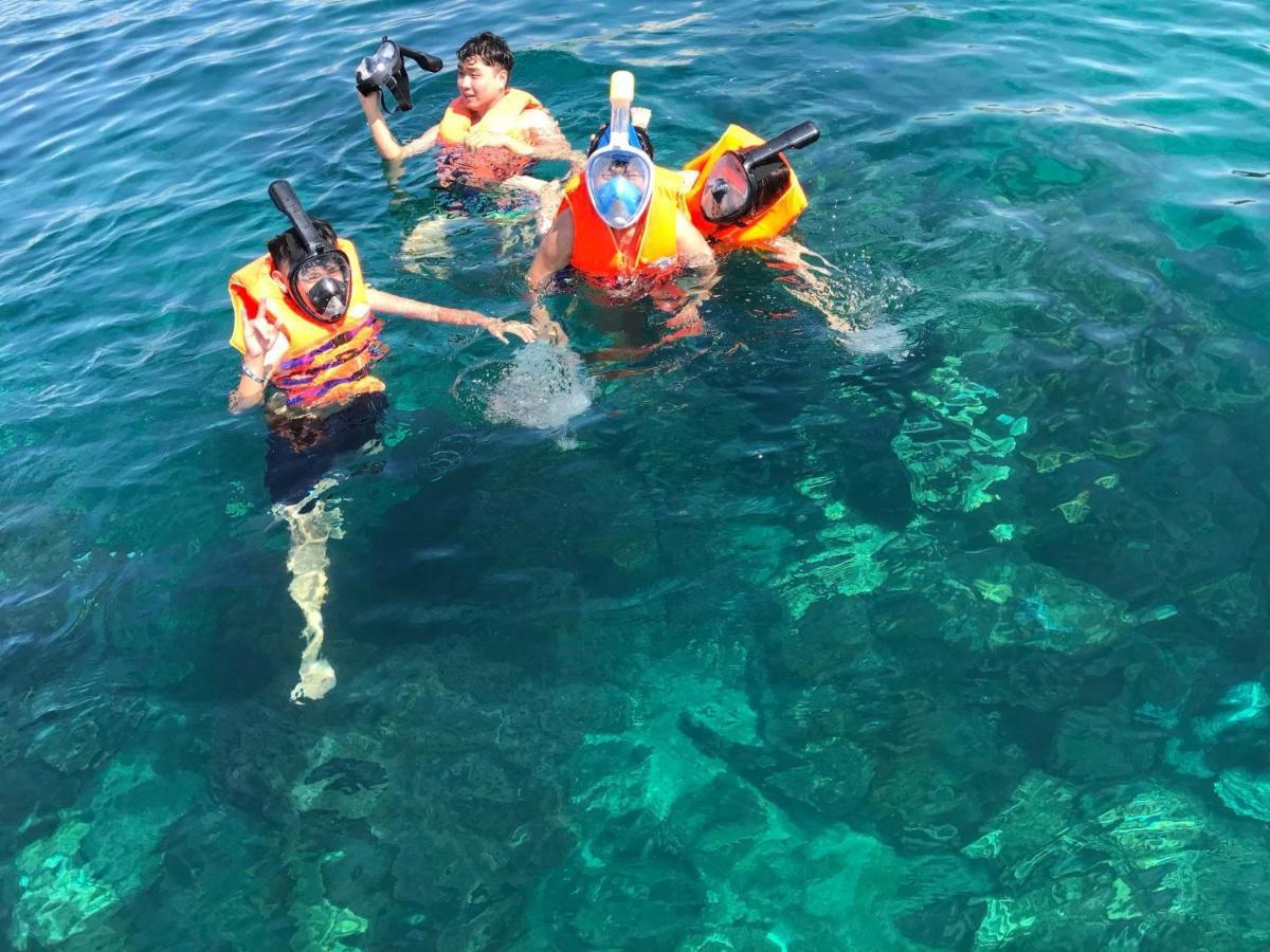 Dao Hoa Vang Villa Cam Ranh Bagian luar foto